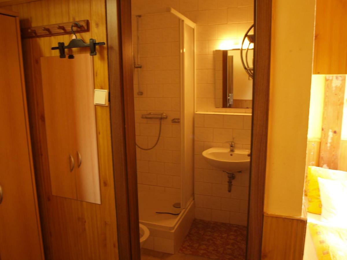 Hotel Kormoran Zlenice Kamer foto