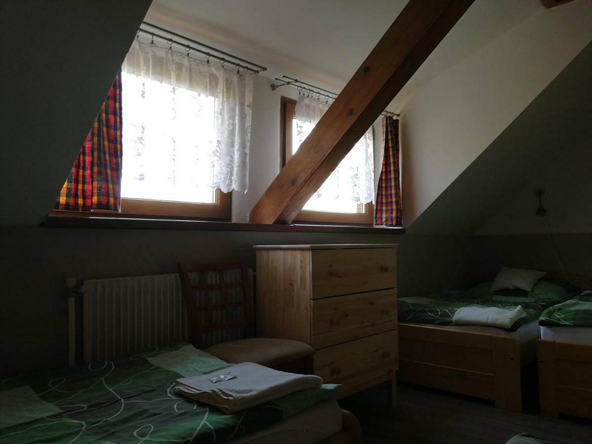 Hotel Kormoran Zlenice Buitenkant foto